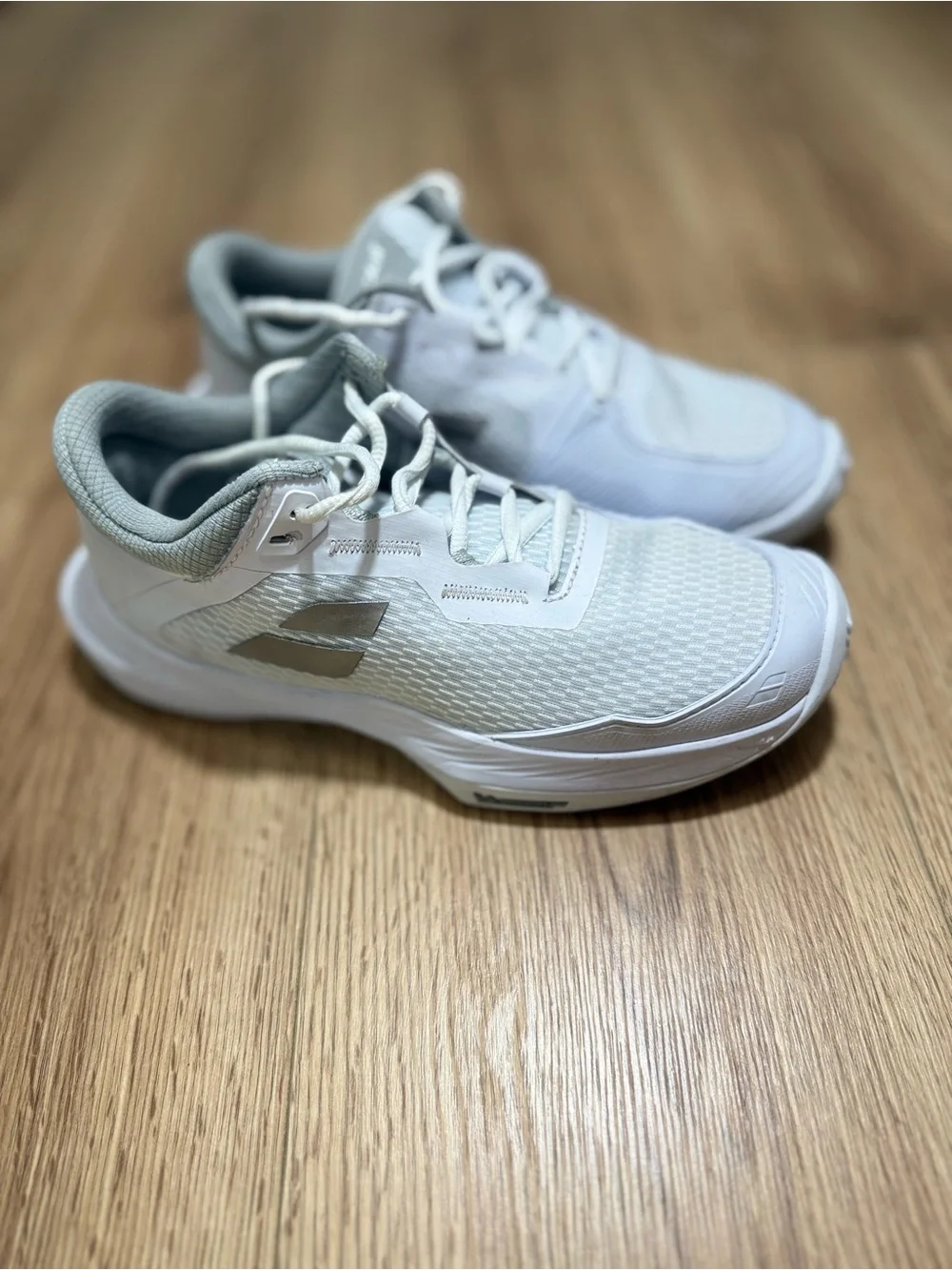 Women’s Athletic Tennis Shoes - White/Grey